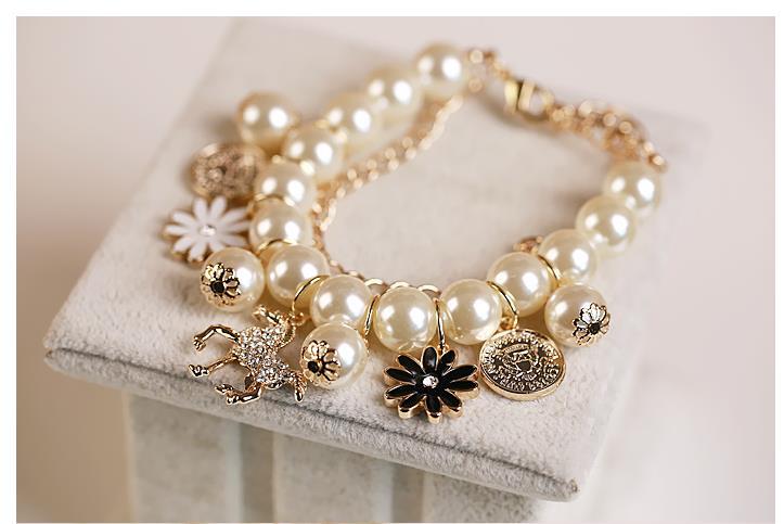 Vintage Pearl Charm Chain Bracelet