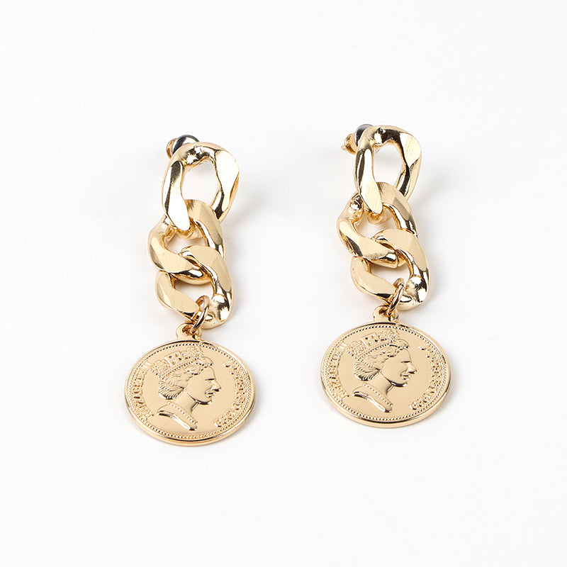 Vintage Queen Coin Chain Earrings – Bold Luxury Statement
