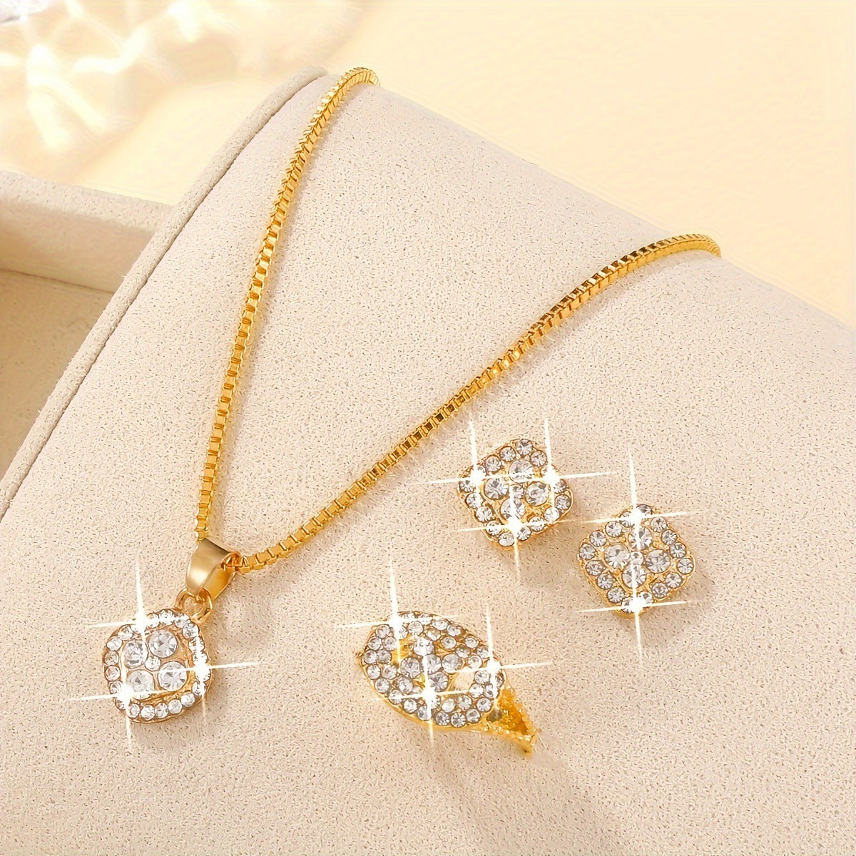 Luxury Jewelry Set – Elegant 3-Piece Collection
