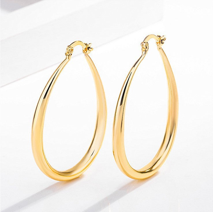 Classic Gold Hoop Earrings – Timeless Elegance, Everyday Luxury