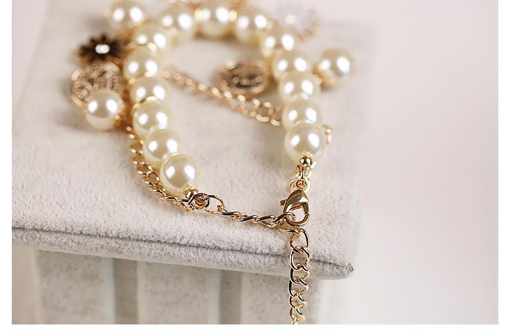 Vintage Pearl Charm Chain Bracelet
