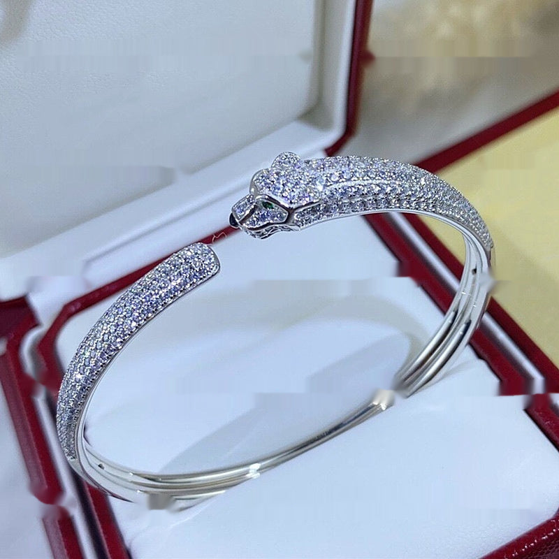 Wild Luxe Cheetah Bracelet – Bold Elegance Redefined