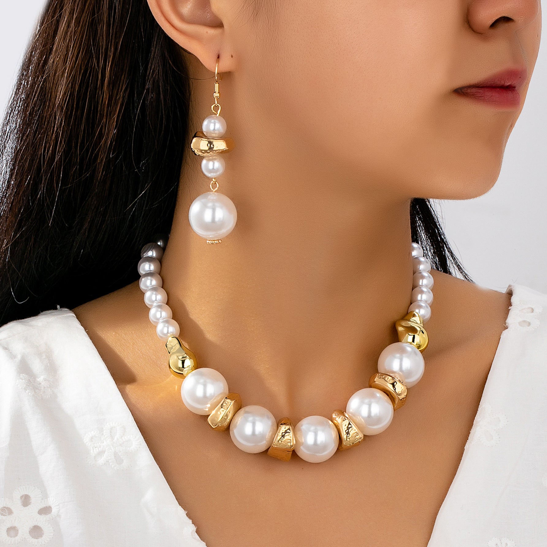 Elegant Pearl-Style Jewelry Set
