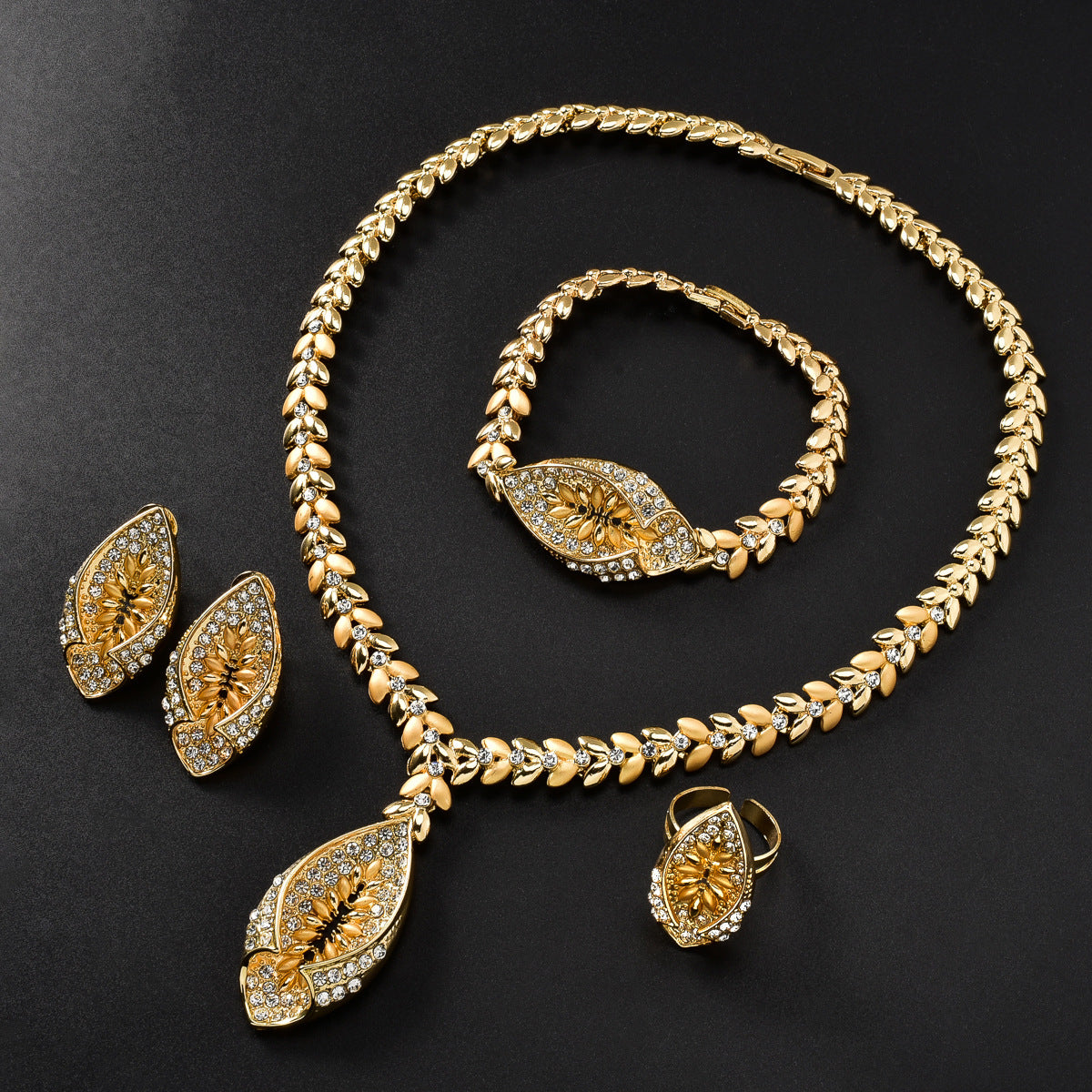 Royal Gold Floral Jewelry Set