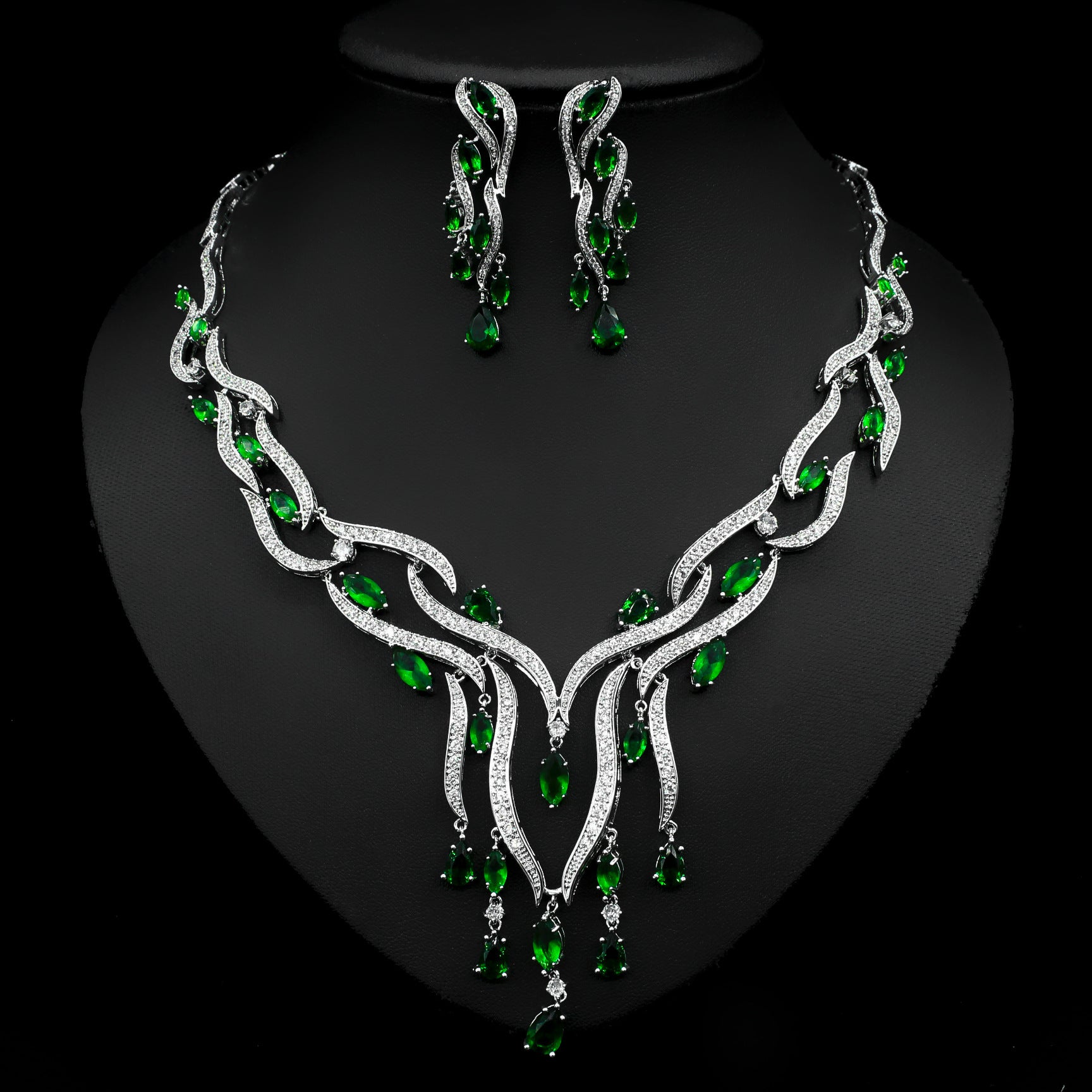 Emerald Crystal Luxury Jewelry Set