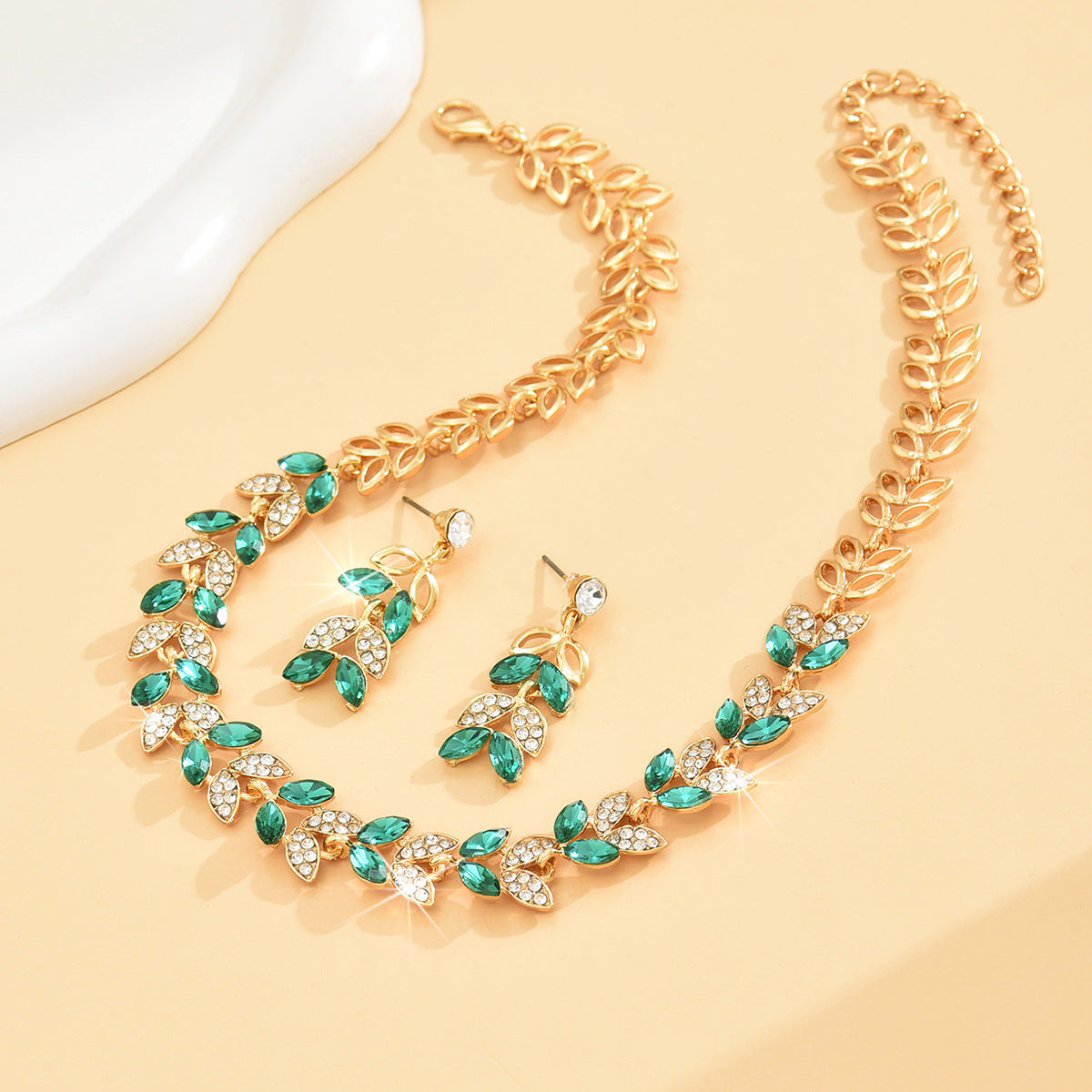 Emerald Leaf Luxury Jewelry Set