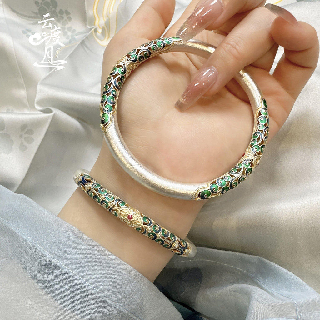 Imperial Enamel Heritage Bangle – Sterling Silver Luxury
