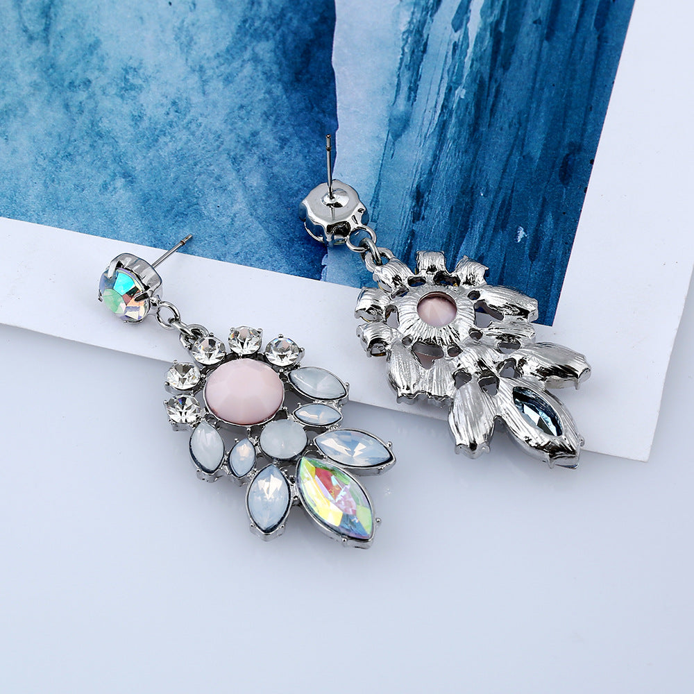 Luxury Crystal Drop Earrings – Shine Like Pure Elegance
