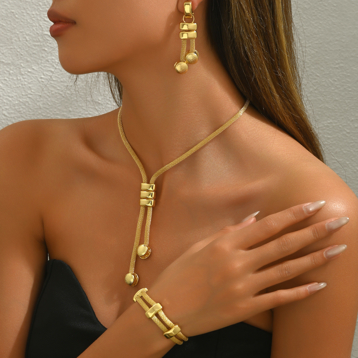 Elegant Gold-Tone Jewelry Set